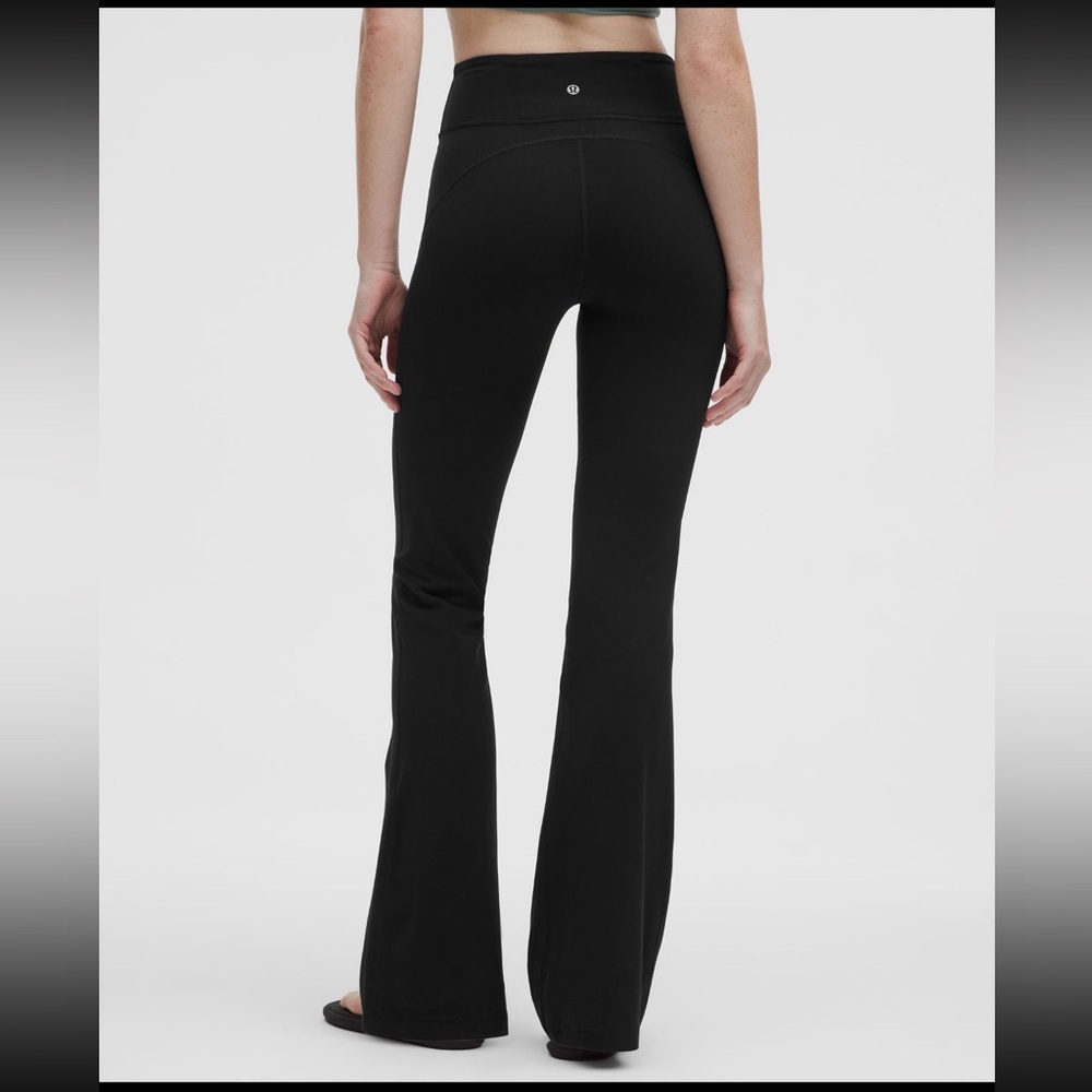 LULULEMON Groove Pants